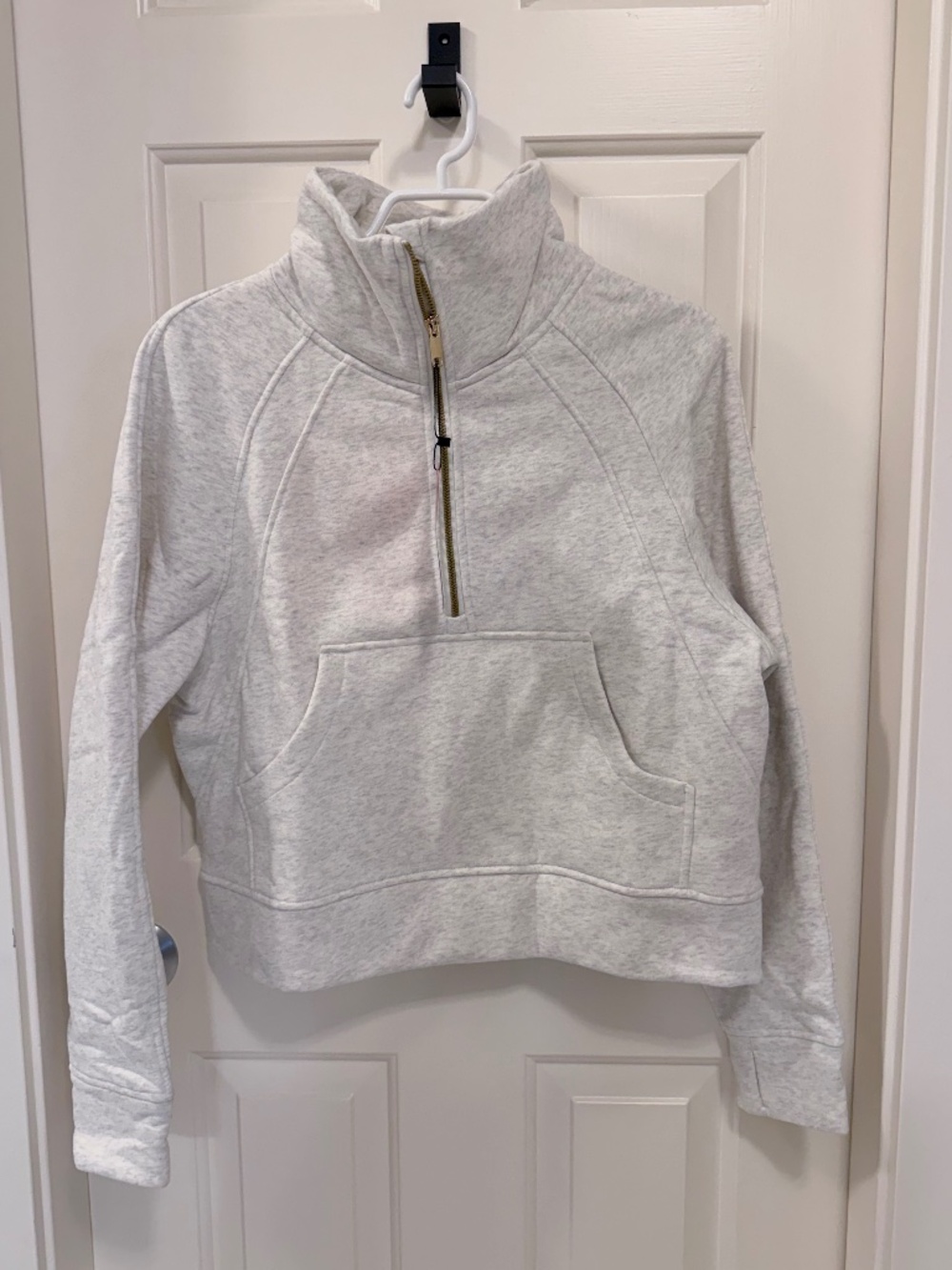 *BNWT* Gym People Hoodie